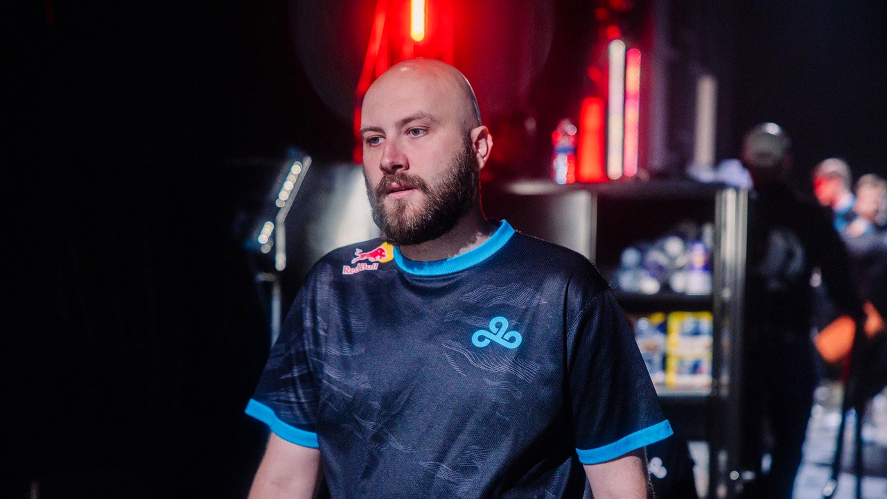 Cloud9はロスターにシンプルな答えが必要だったためv1cを復帰させる