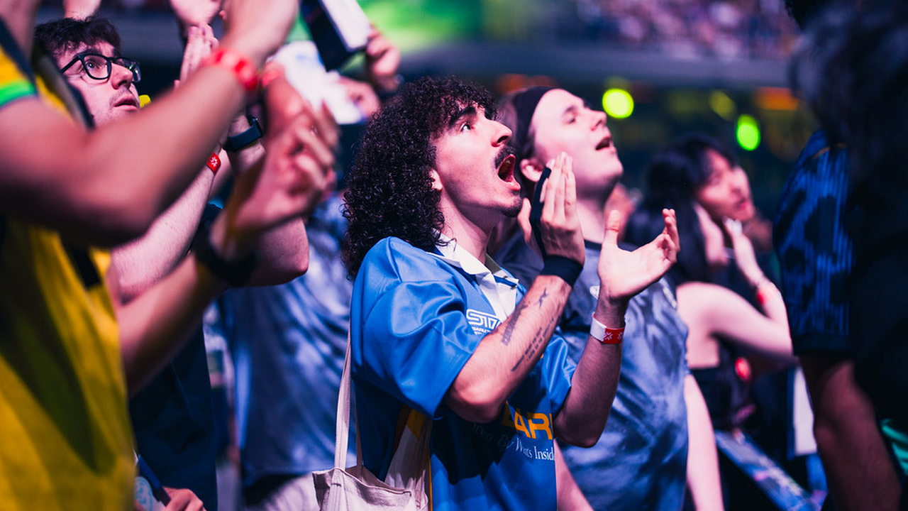 Global Esports и All Gamers играют в матче на вылет группы D