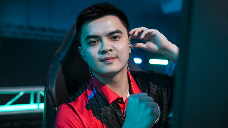 Global Esports, Summit에서 2-10 열세를 딛고 RRQ에 2-0 승리