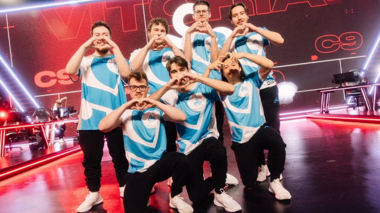 Cloud9 derrotó a Fluxo W7M tras perder el primer mapa
