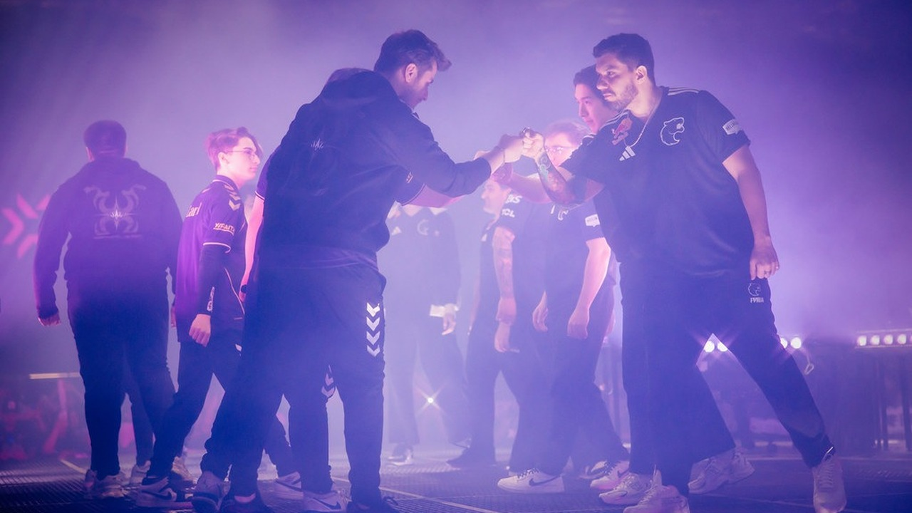 FURIA Valorant players gather together on stage